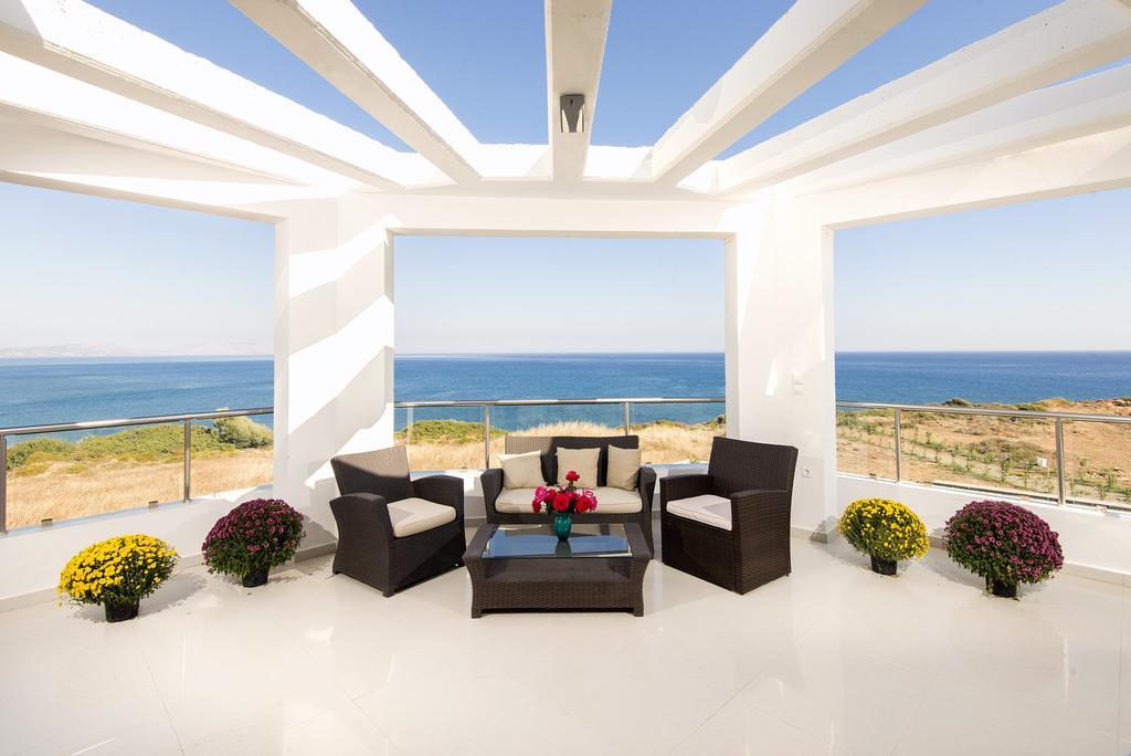 Olga Luxury Front Villas וילה לקניה